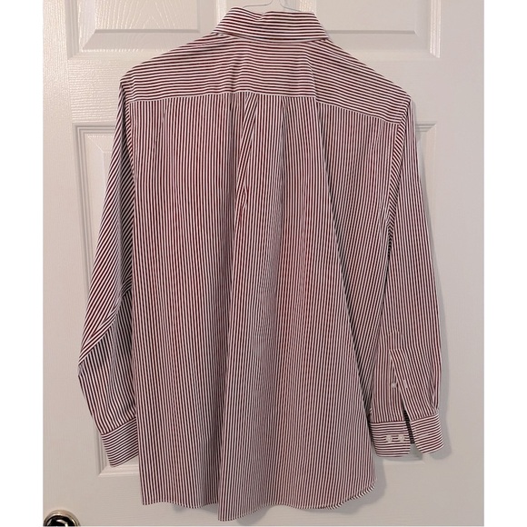 👔Croft & Barrow brand Red & White Striped Long Sleeve Button Down Men’s Shirt👔 - Picture 6 of 7